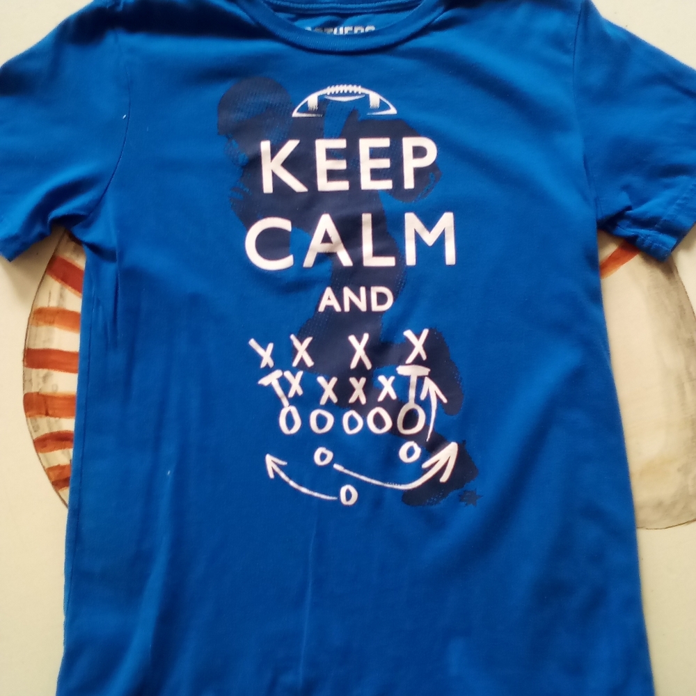 2/$9 Brothers graphic Tee